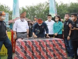 Kunjungi DS. Burai OI Sumsel, Sandiaga Uno Borong Songket,Bantu Promosikan Kerajinan Burai Lewat Medsos Pribadi, Mudah-mudahan Wisatanya Bisa Berkembang