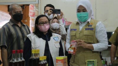 2 Apotek Ini Disidak Wawako, Hasilnya ?