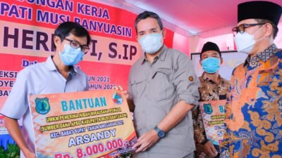 Kunker ke Babat Supat, Ini yang Disampaikan Plt Bupati Beni Hernedi