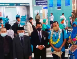 Alhamdulillah, Rombongan Jamaah Umrah Asal Indonesia Pertama Sejak Pandemi Tiba di Arab Saudi