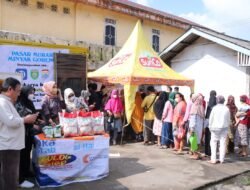 Beginilah Nasib Jadi Rakyat, Disaat Harga Melambung Tinggi, Rela Antri di Pagi Hari Demi Mendapatkan Minyak Goreng & Beras Murah