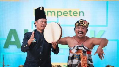 Keren Juga  Penampilan Burcek Kolaborasi Seni Burdah & Cekepung