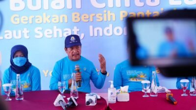 Gernas Bulan Cinta Laut, Dimanfaatkan untuk Bersih-bersih Laut dari Sampah, Kalo’ Dimanfaatkan Sampah Plastik Bisa Hasilkan Tenaga Listrik !