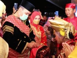 Tradisi Orang Minang Cari Orang Tua di Tempat Perantauan