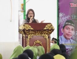 Jalin Silaturahmi, Hj Fauziah Mawardi Hadiri  Pengajian Akbar  Tarbiyah Syamilah Ogan Ilir