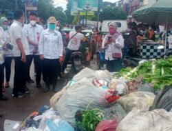 Duh..Ampun Dech ! Sampahnya Berserakan, Ini Biasanya Jadi Salah Satu Biang Kerok Tersumbatnya Aliran Air, Wawako Palembang Kalo’ Perbaikan Jalan Dilakukan Percuma ..