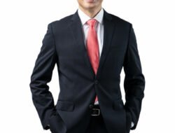 Teknologi berbasis video memungkinkan orang untuk mengukur tanda-tanda vital dan melacak tingkat stres pada aplikasi Pulse