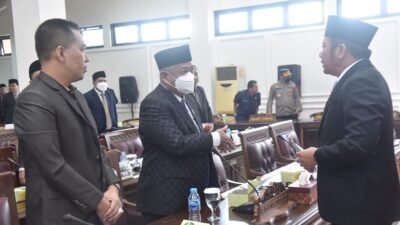 Raperda Tentang Jasa Konstruksi Inisiasi Gubernur Disetujui Dewan