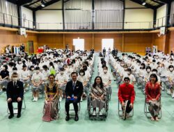 200 pelajar SMA dan SMP Himeji International School saksikan Wayang kulit lakon Ramayana dalam kegiatan promosi budaya di “Indonesia Goes to School”