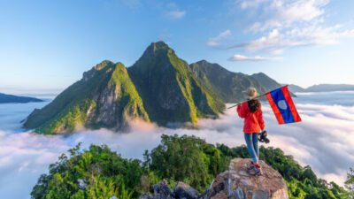 Operator Perjalanan Lao Bersiap untuk Mensertifikasi Pemandu dan Pengemudi dengan LaoSafe