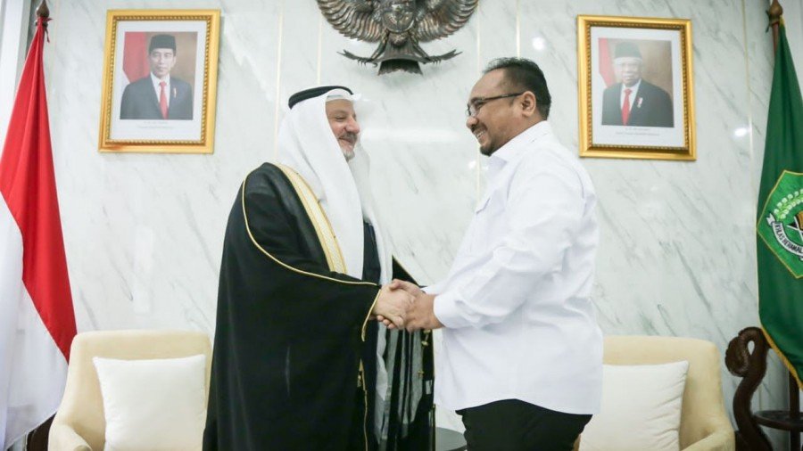 Dubes Saudi untuk Indonesia Syekh Essam bin Abed Al-Taqafi mengunjungi Menteri Agama Yaqut Cholil Qoumas. Pertemuan tersebut membahas terkait berakhirnya masa jabatan Syekh Essam bin Abed Al-Taqafi sebagai Dubes Saudi untuk Indonesia. Dia akan digantikan oleh Faisal bin Abdullah Al-Amudi, Senin 16/1/2023].