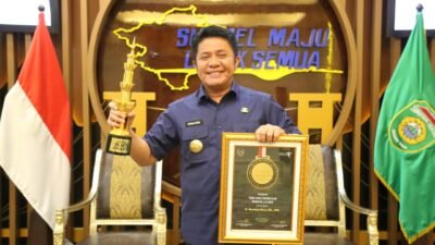 Grand IKADI Award 2022,   Gubernur Terpilih Sebagai Gubernur Peduli Terhadap Dakwah Islam Rahmatan lil’alamin