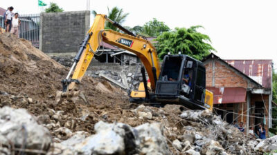 Bersih -bersih Pasca Banjir