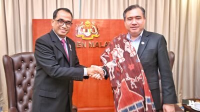 Bertemu Menteri Transportasi Malaysia Loke Siew Fook, Ini yang dibahas Menhub Budi Karya
