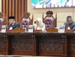 Fraksi DPRD Sumsel Sampaikan Pemandangan Umum Terkait APBD 2025