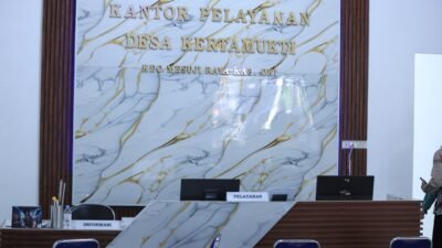 Gubernur Herman Deru Resmikan Kantor Desa Kerta Mukti  Dibangun Secara Swadaya Oleh Masyarakat