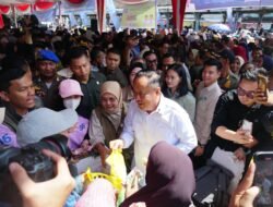 Wagub Cik Ujang Buka Operasi Pasar Murah, Tegaskan Komitmen Pemerintah Kendalikan Harga Pangan
