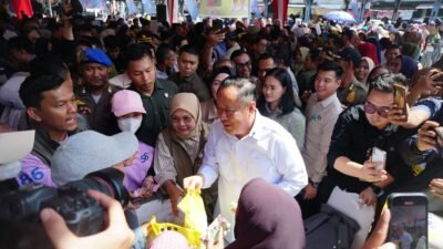 Wagub Cik Ujang Buka Operasi Pasar Murah, Tegaskan Komitmen Pemerintah Kendalikan Harga Pangan