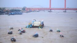 Seberangi Sungai Musi, Herman Deru Ikut Napak Tilas dari Masjid Lawang Kidul ke Masjid Kiai Marogan Kertapati