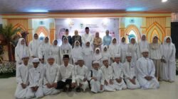 Ketua DPRD Sumsel Santuni Anak Yatim dan Yasinan Atas Meninggal Alex Noerdin