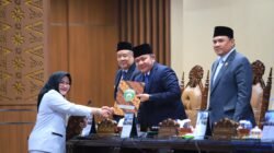 Gubernur Herman Deru Hadiri Paripurna, DPRD Sumsel Setujui LKPJ TA 2025
