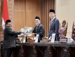 DPRD Sumsel Rapat Paripurna Pandangan Umum Fraksi Terhadap Pembahasan Raperda Pertanggungjawaban APBD TA 2023