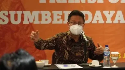Catat !!, “Mulai tahun depan, 10% dari APBD akan dianggarkan untuk kesehatan. Ini berdasarkan undang-undang,” ujar Menkes