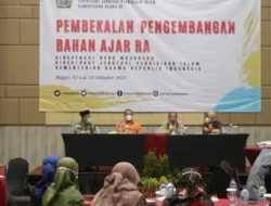 Rangkum Alam Nyata & Maya