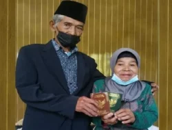 Kisah kakek berumur 93 tahun nikahi nenek 71 tahun