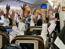 Agar Tidak Capek Menuju Arab Saudi, Jemaah Calon Haji Lakukan Ini