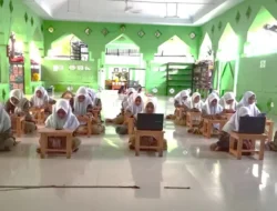 42.429 santri Ujian Kesetaraan Nasional