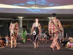 Karya Desainer asal Yogyakarta Ini Tampil di Committee of International Thai Silk Fashion Week Thailand