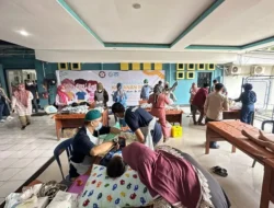 Peringati Hari Ibu, YBM PLN UPDK Keramasan Gelar Sunat Massal