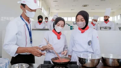 Nama Baru Institusi Pendidikan Pariwisata Pertama di Asia & Indonesia Diresmikan, Begini Asanya..