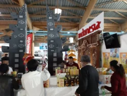 3 Menteri Madagaskar Kagum Geyor Jepara di Booth Indonesia di FIM 2022, Begini Asa KBRI Antananarivo