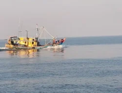 Kapal Asing Berbendera Malaysia Berhasil Tangkap di Selat Melaka