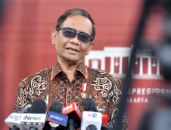 Mahfudz,  Hasil Investigasi Tragedi Kanjuruhan Segera Dilaporkan