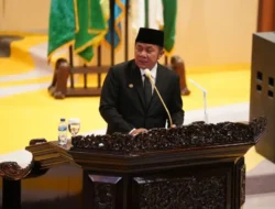 Paripurna LXI, DPRD Sumsel Dengarkan Penjelasan Gubernur Terhadap 4 Raperda