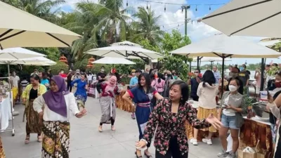 Di Ho Chi Minh City, Aksesoris Tenun Khas Maumere, Flores & Kuliner Bahkan Tarian Kontemporer Khas RI Bikin Antusias Pengunjung