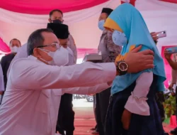 Sambangi Warga Tungkal Jaya, Kucurkan Dana Rp37 Miliar Hingga Bantu 15 Unit Mobil Ambulance, Muba Komit dengan 5 Bidang Ini