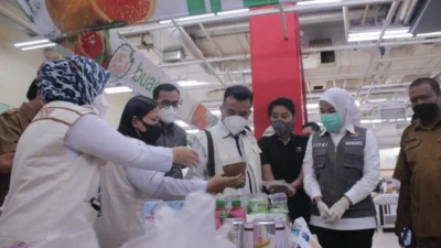 “Lamo Nian Dak Ngider” ke Mall & Pasar Tradisional Karena PPKM, Orang Nomor 2 di Palembang “Turun Gunung Lagi” Lakukan Hal Ini Lagi, Apa Hasilnya ?