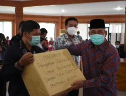 Agar Target “Herd Imunity” Akhir Tahun Terwujud, “Keroyokan” Vaksin Masih Dilanjutkan, Iskandar Bilang :Ini Bukan Perintah Bupati, Tapi Tugas Kemanusiaan