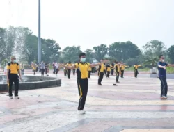Gelorakan Semangat Olahraga, Gelar Senam Bersama, Ajak TNI 7 Polri Biar Kompak