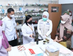 Stsss, Diam..! Sidak Dadakan Apotek di Palembang, Ternyata Hasilnya….