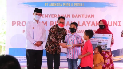 Walikota Salurkan Bantuan Rumah Layak Huni