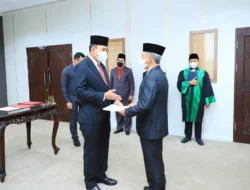 Lantik & Sumpah Pejabat Muba, Sekretaris DPRD Dimutasi Jadi Staf Ahli, Apa Kata Plt Bupatinya !