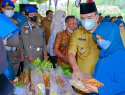 Blusukan ke Kecamatan Ini Bersama Istri, Begini Dilakukan Plt Bupati Muba