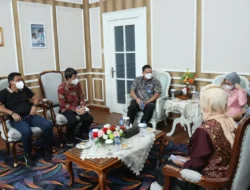 Legislator DPR RI dari Gerindra Bantu Dump Truck untuk Kota Palembang, Ini Alasannya..