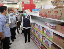 Sidak di Supermarket Ini, Nah, Kamu Ketahuan Baru Isi Migor di Rak yang Kosong, Begini Reaksi Wawako Palembang, Begini Pula Ngelesnya Karyawan Itu