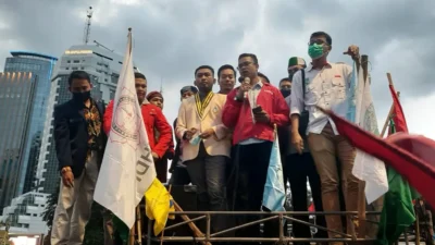KAMMI Demo Protes Kenaikan BBM, PPN 11% hingga Kenaikan Bahan Pokok